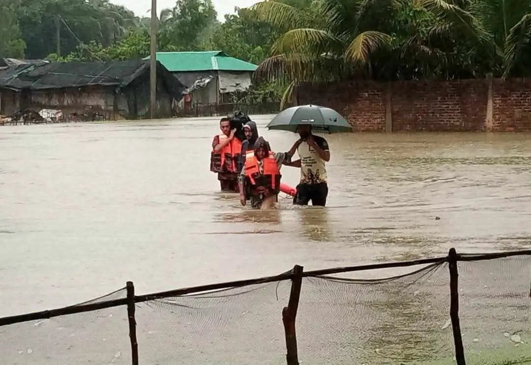 চৌফলদন্ডী ইউনিয়নের ৯টি ওয়ার্ডের শতাধিক গ্রাম প্লাবিত, হাজারো মানুষ পানিবন্দি